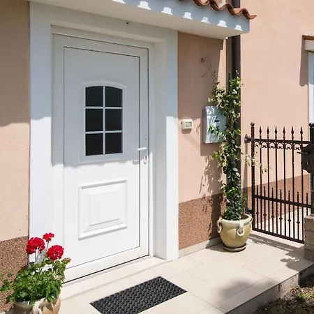 2-bedroom Istrian House With Terrace * Koper