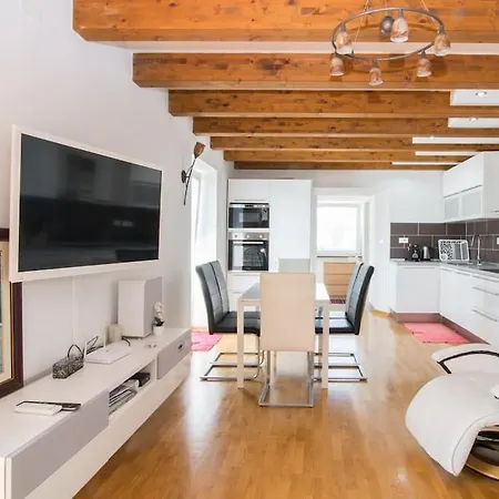 2-bedroom Istrian House With Terrace *