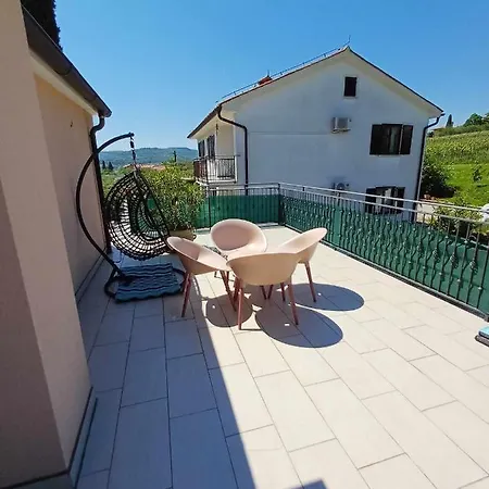 2-bedroom Istrian House With Terrace *