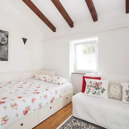 2-bedroom Istrian House With Terrace * Koper